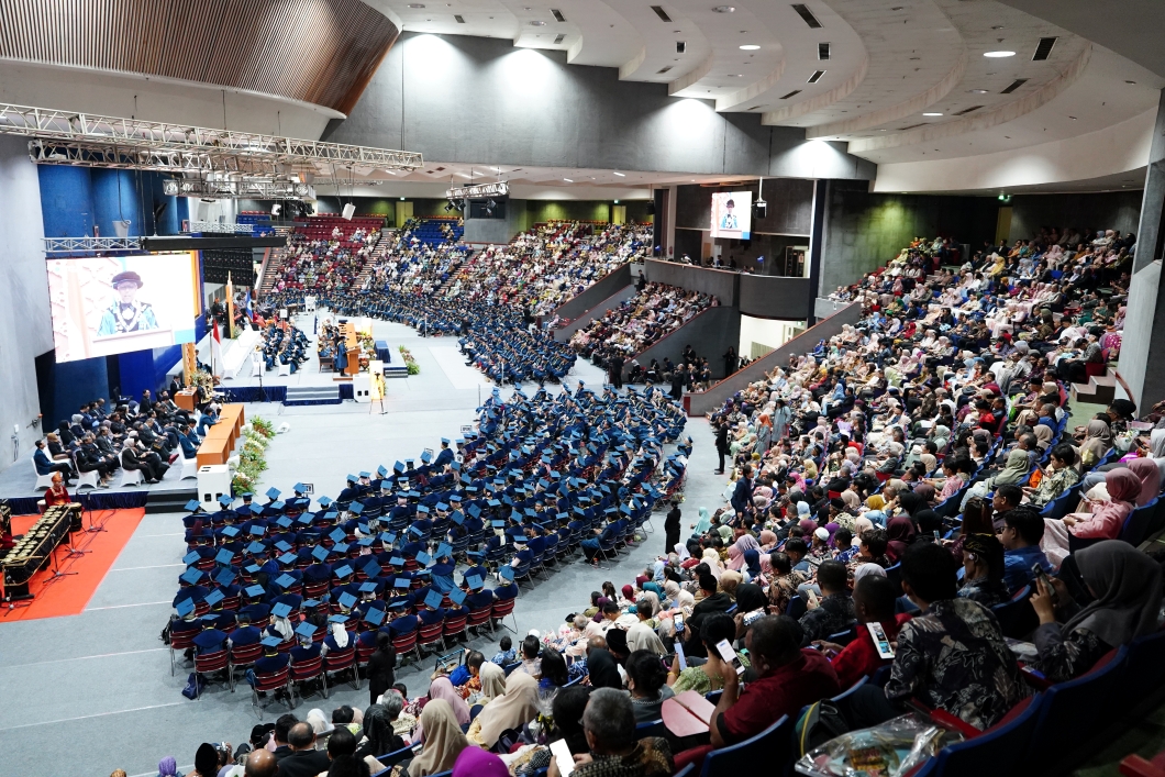 itb-gelar-wisuda-kedua-tahun-akademik-20252026-rektor-tekankan-pentingnya-inovasi-karakter-dan-kolaborasi