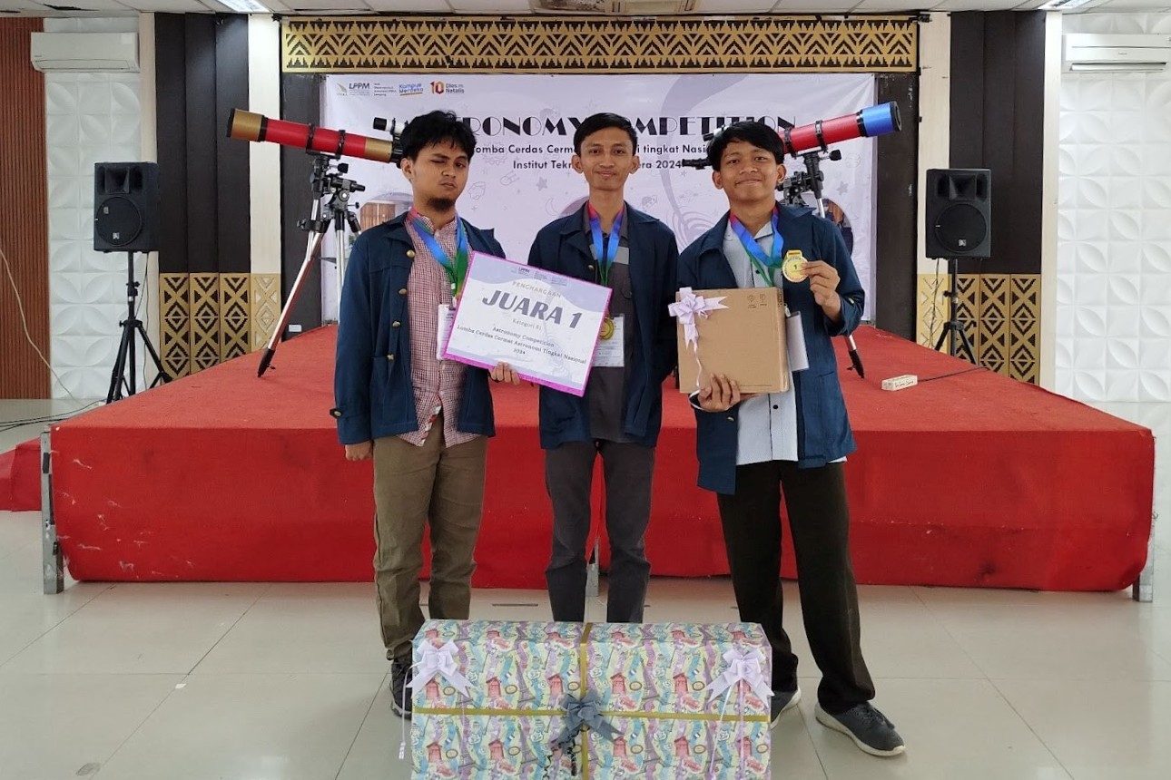 tim-1-rasi-itb-juara-1-lomba-cerdas-cermat-astronomi-tingkat-nasional