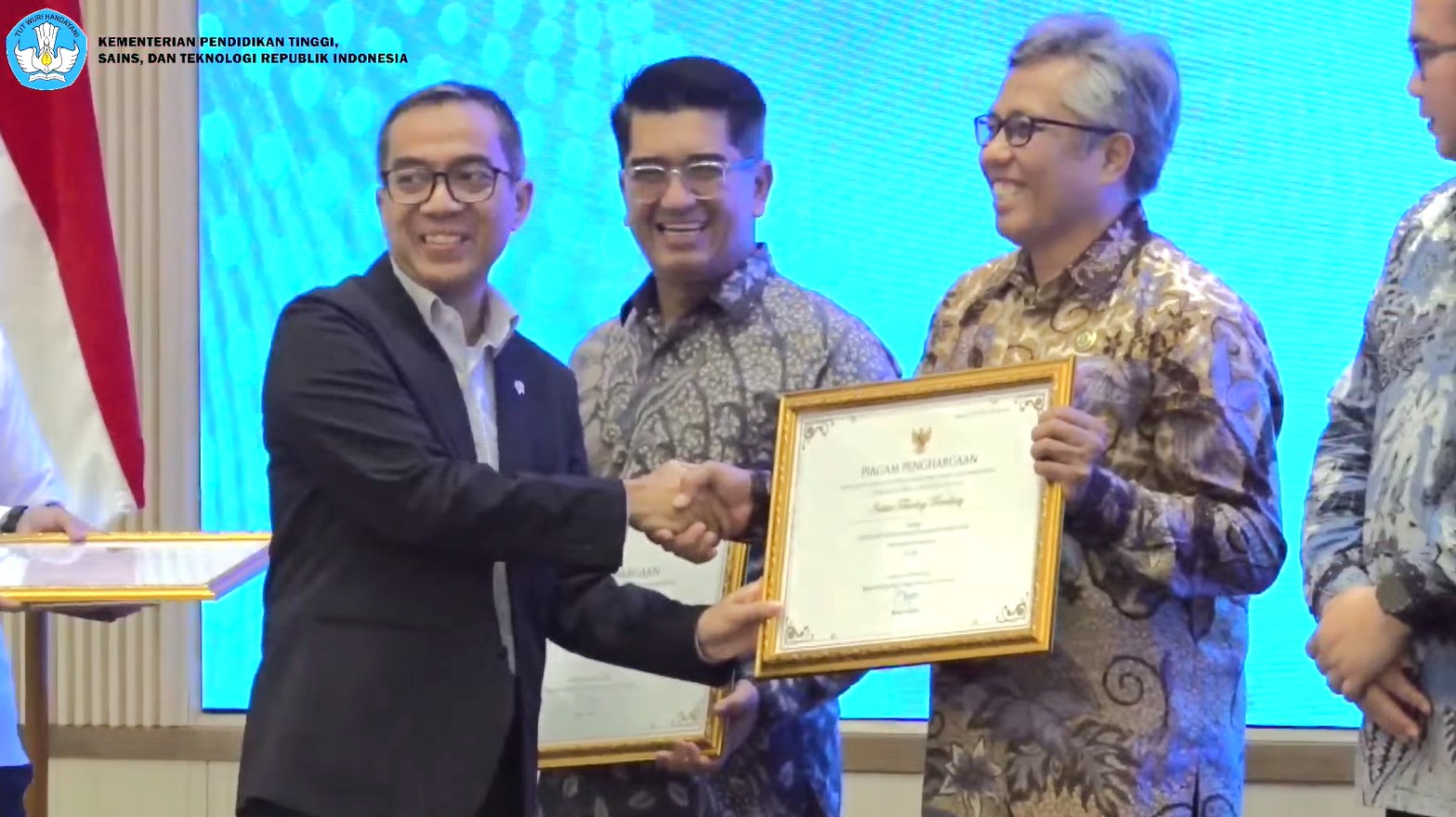itb-terima-apresiasi-perguruan-tinggi-berprestasi-dunia-qs-wur-top-500-by-subject-dari-kemdiktisaintek