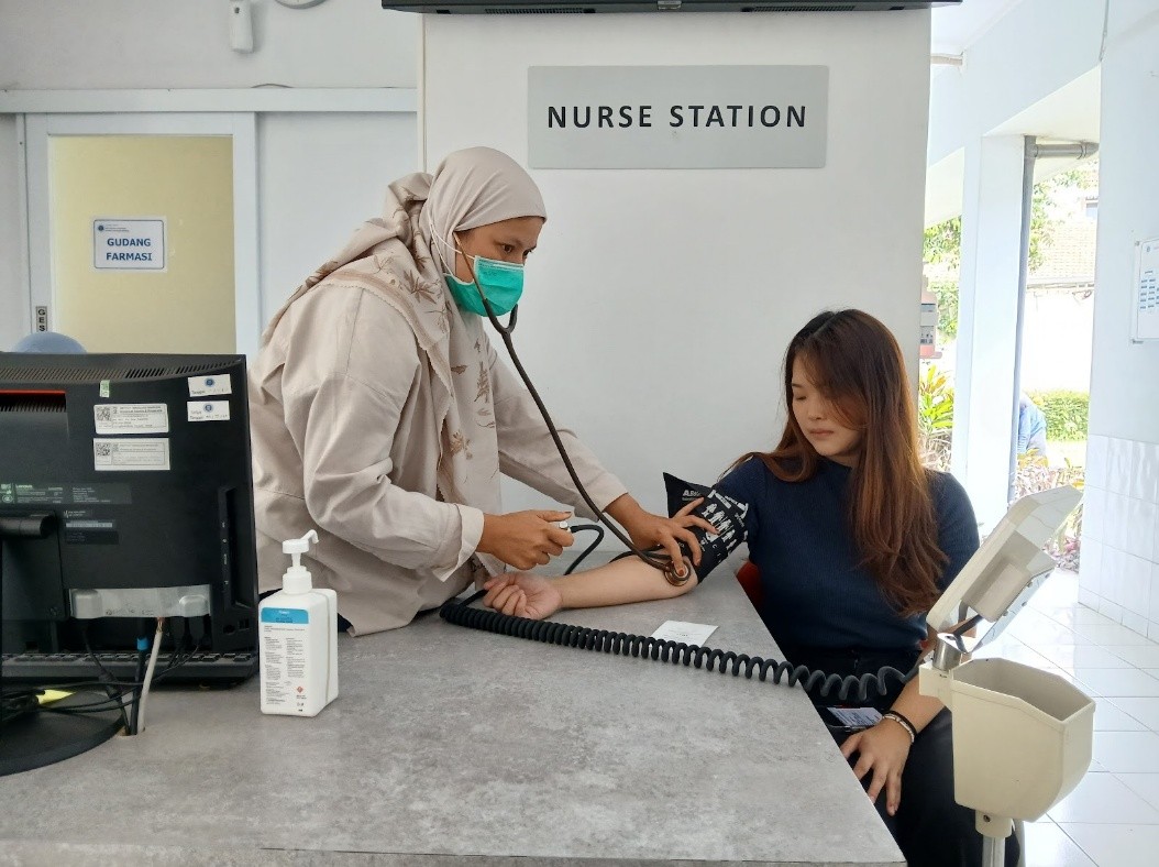 km-itb-cabinet-holds-free-medical-check-up-20-for-students