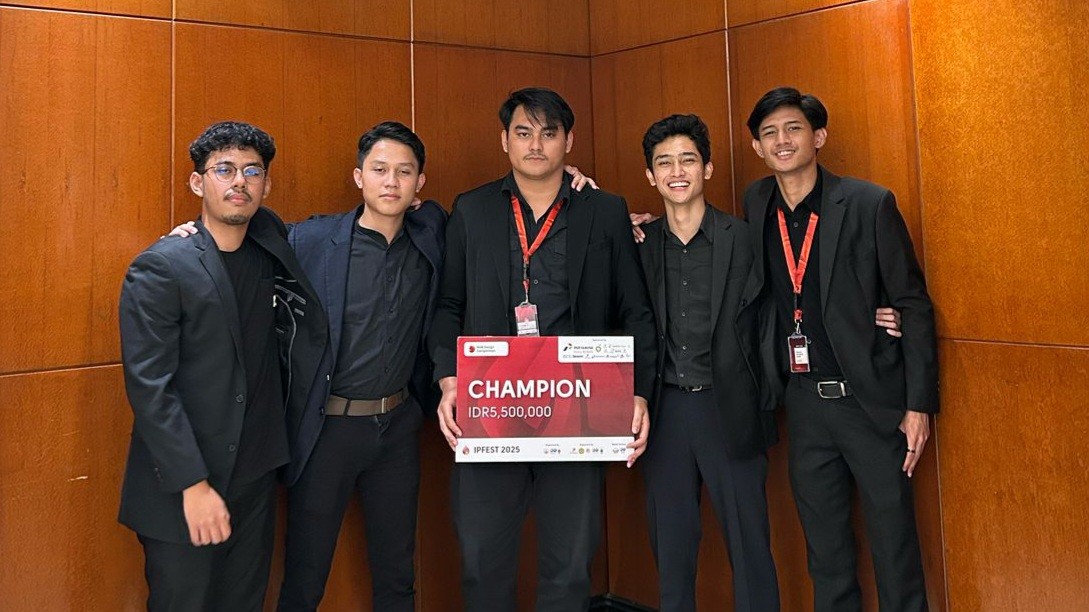 berangkat-dari-ketidaktahuan-pulang-jadi-juara-cerita-tim-kings-of-patra-di-well-design-competition-ipfest-2025
