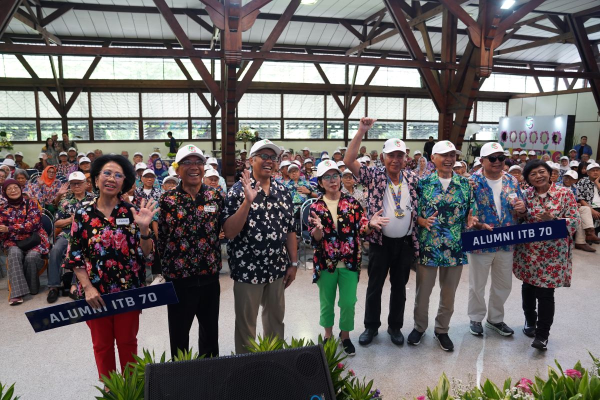 itb70-alumni-celebrate-55-years-giving-back-to-alma-mater-and-society
