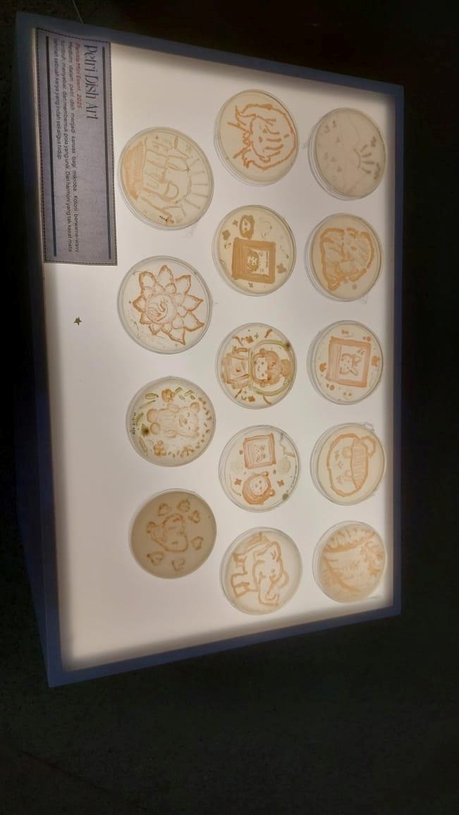 changing-perceptions-of-microbes-through-the-microbial-art-exhibition-at-imd-2025