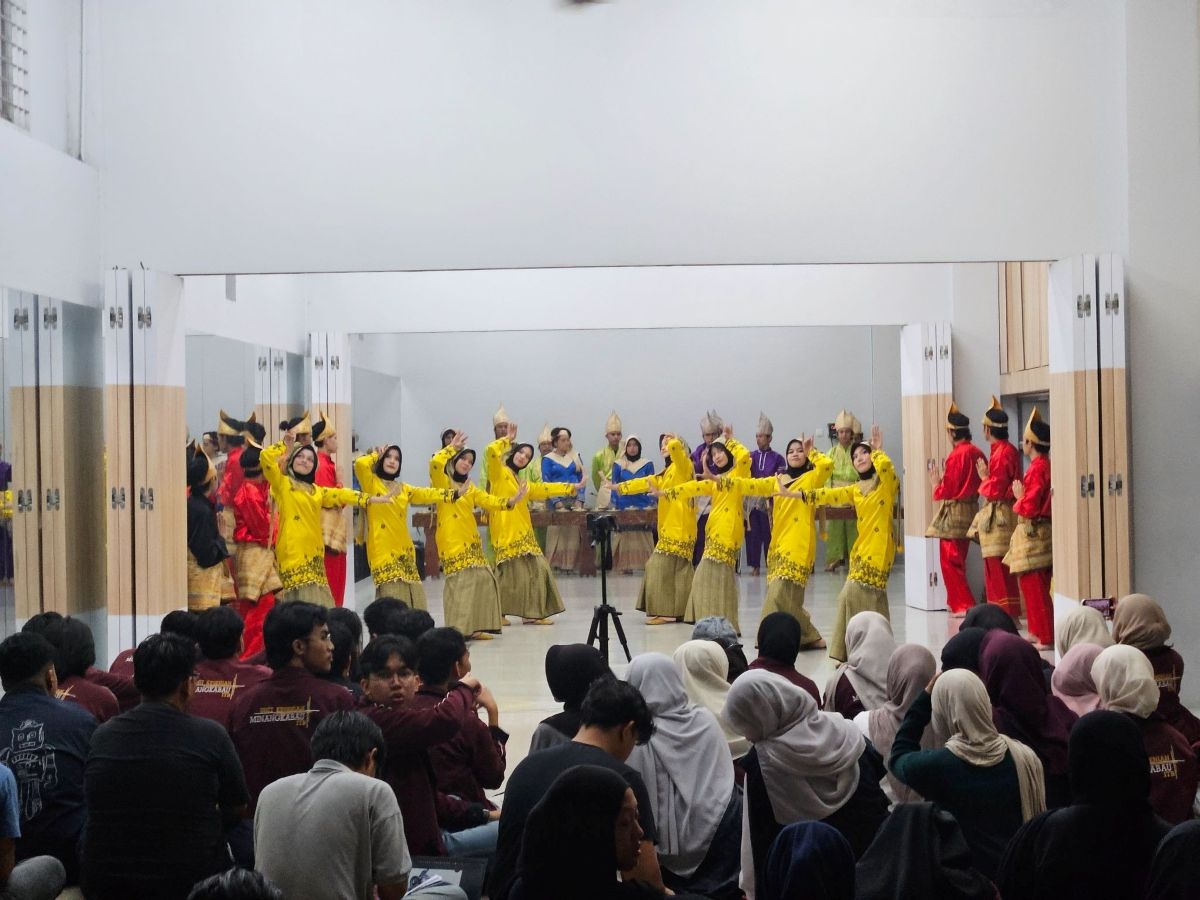 basamo-di-rantau-saraso-sarugo-ca-ukm-itb-hidupkan-semangat-budaya-minangkabau