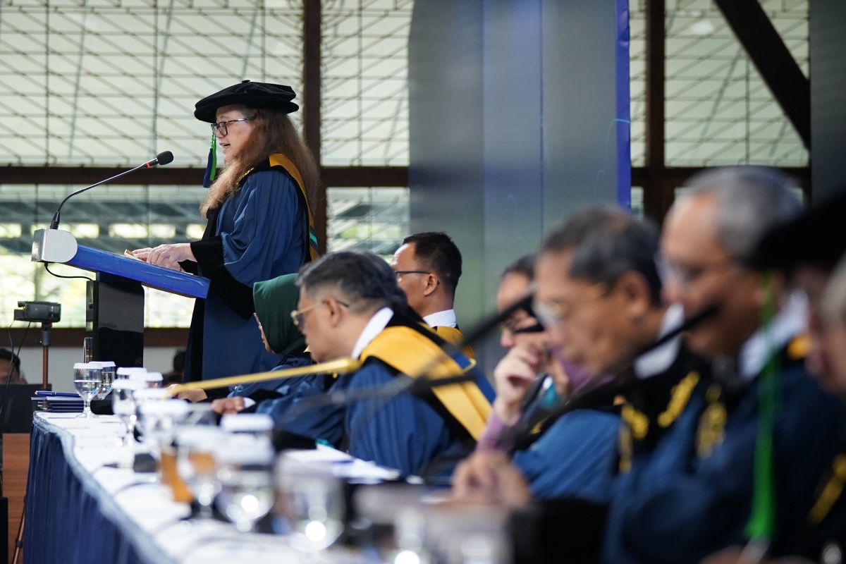 scientific-speech-by-prof-lucy-dewi-nurhajati-sasongko-the-application-of-pharmacokinetics-in-clinical-practice-and-pharmaceutical-sciences