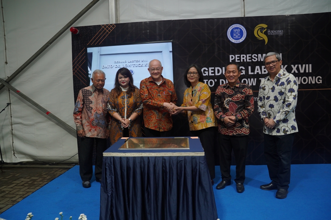 itb-dan-pyc-resmikan-gedung-labtek-xvii-dato-dr-low-tuck-kwong-siap-tingkatkan-riset-energi-masa-depan