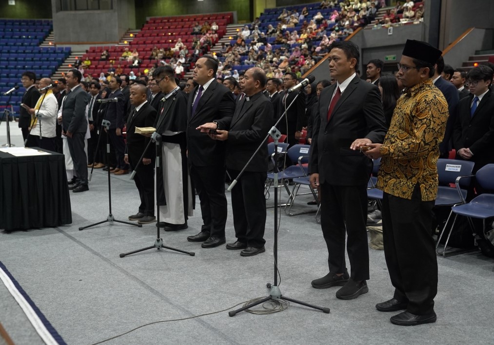 itb-gelar-pengambilan-sumpah-insinyur-semester-i-tahun-akademik-20242025