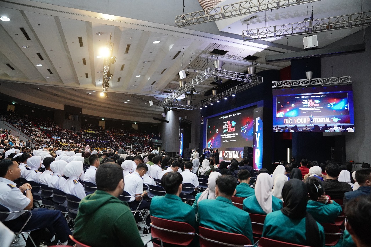 kemdiktisaintek-itb-dan-tiktok-bersinergi-bangun-ekosistem-sains-melalui-seminar-fuel-your-potential-fyp