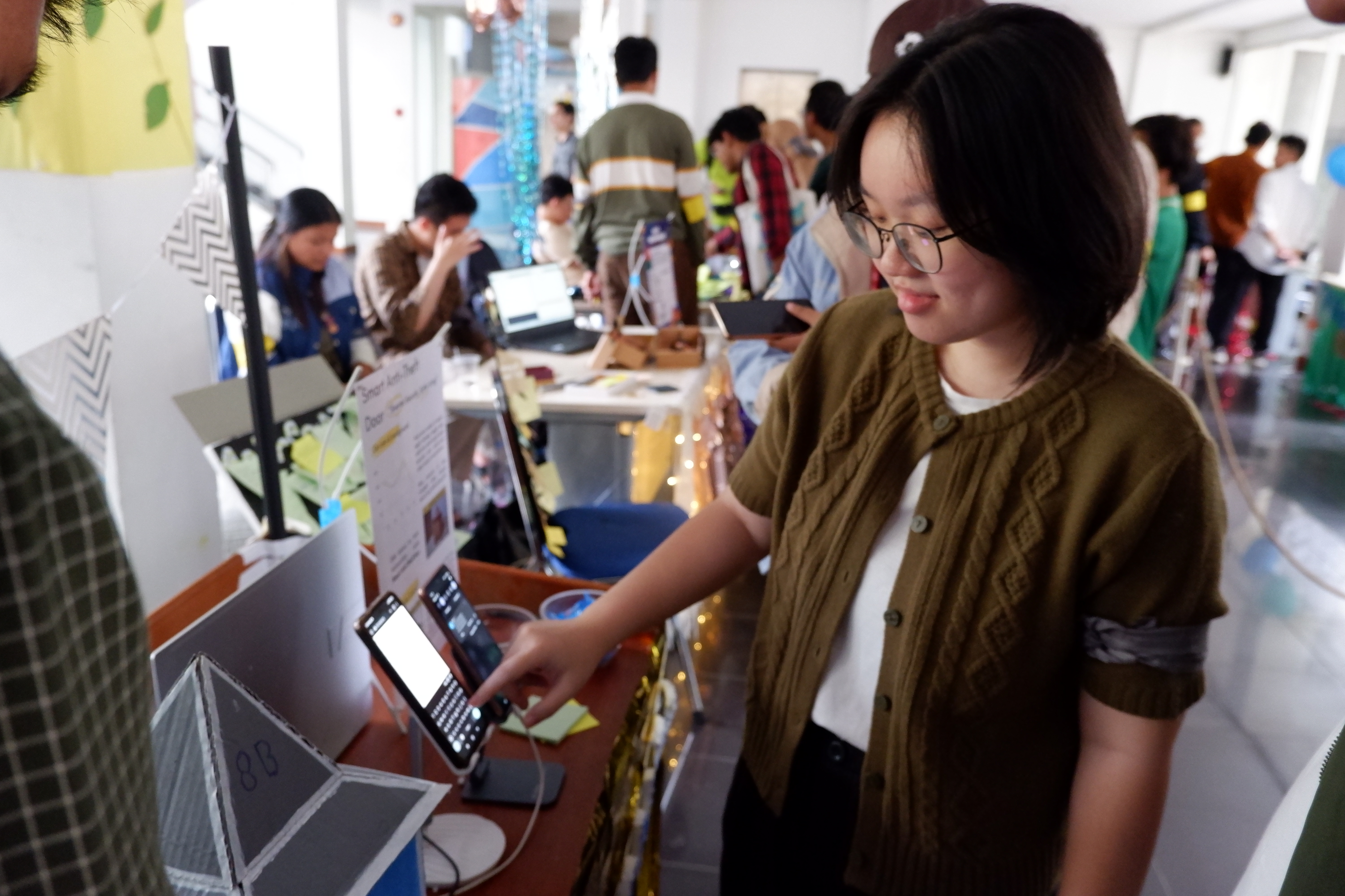 pameran-electroquest-suguhkan-inovasi-alat-alat-dan-perangkat-elektroteknik