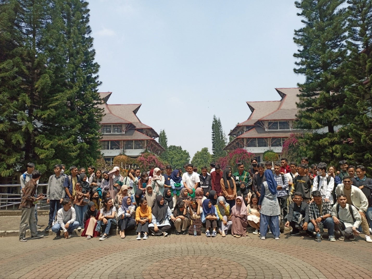 persiapan-hari-pertama-perkuliahan-itb-kenalkan-lingkungan-kampus-pada-mahasiswa-peserta-pmm-2023