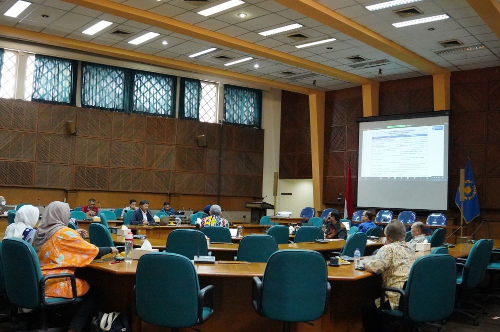 forum-guru-besar-itb-bahas-strategi-pengurangan-timbunan-sampah