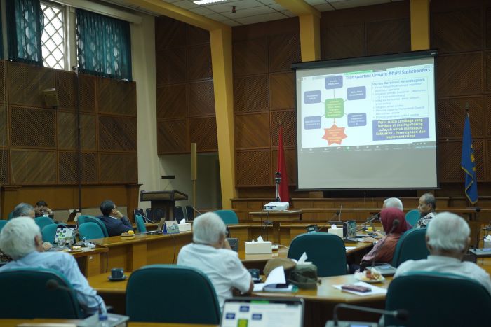 forum-guru-besar-itb-beri-masukan-kepada-capres-ri-2024-2029-di-bidang-teknologi-dan-kewirausahaan