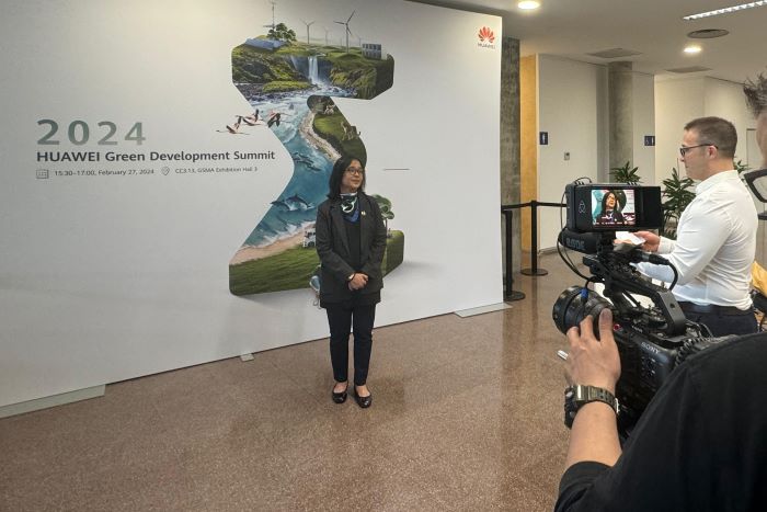 the-rector-of-itb-discusses-the-spirit-of-collaboration-and-enhancing-education-quality-through-technology-at-the-huawei-green-development-summit
