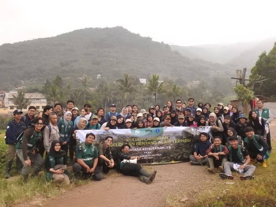 implementasi-praktikum-rekayasa-kehutanan-itb-gelar-kuliah-lapangan-pengelolaan-bentang-alam-terpadu